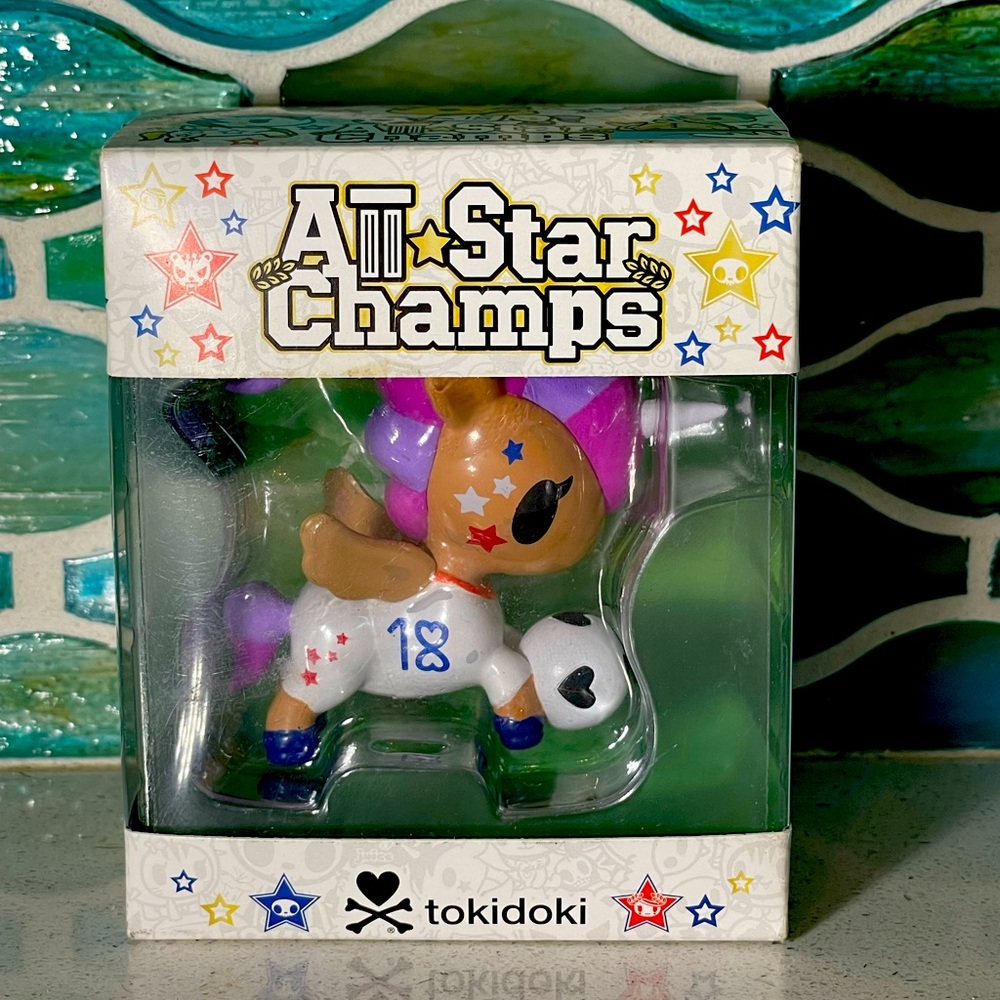 New! TOKIDOKI Kick Star, All Star Champs